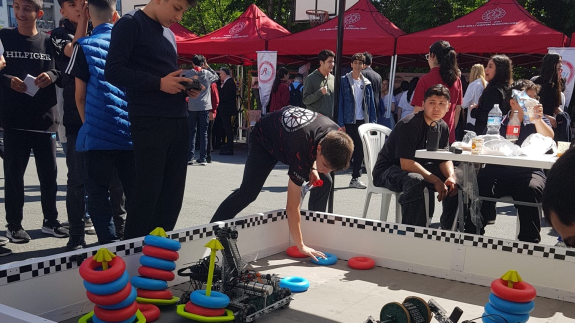 Okulumuz öğrencileri “Mesleki Eğitim Fuarı”na katılmışlardır. 